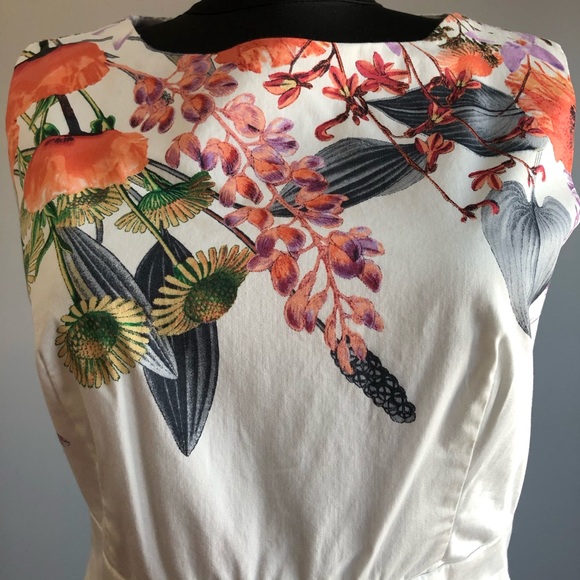 Mexx Dresses & Skirts - Mexx classic cut fully lined dress size 6